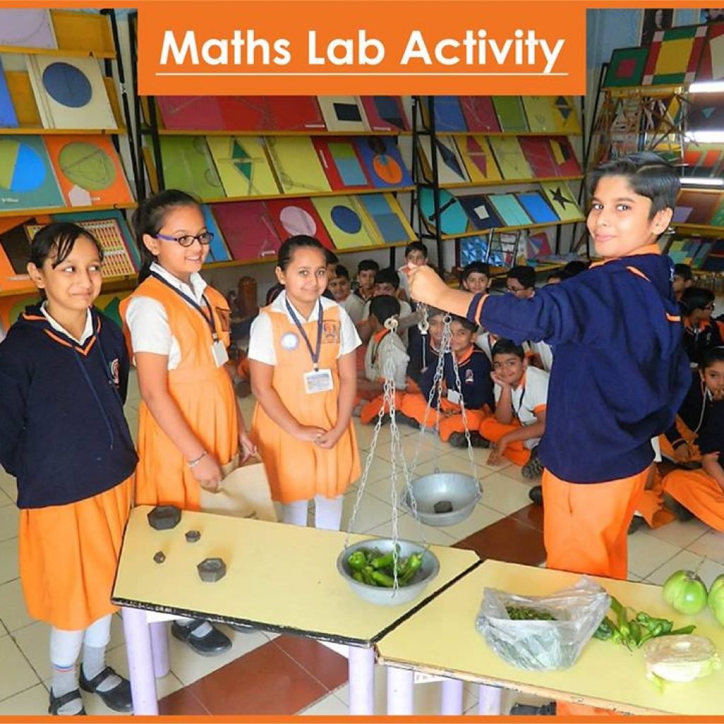 Maths Lab Activity :Students of Grade 4