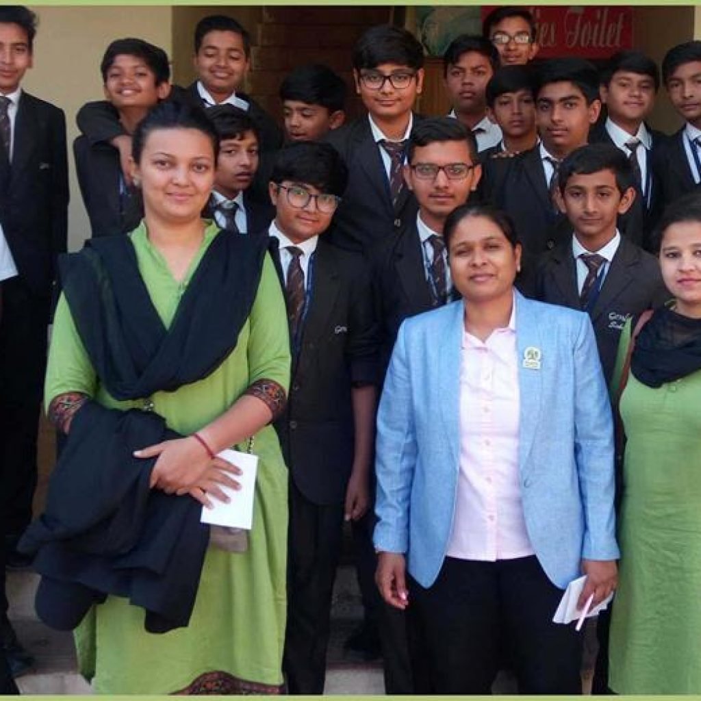 The students from Genius English School- Rajkot visited Our School.